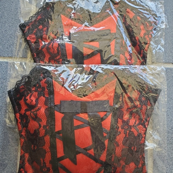 Red doll with lace overlay cami style bag - Picture 1 of 2